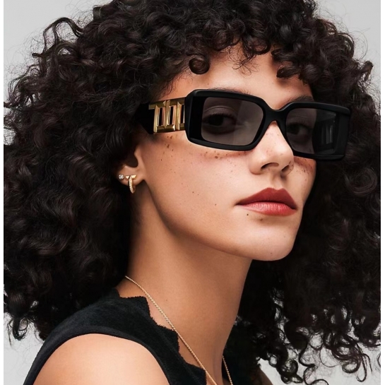 Damskie okulary przeciwsłoneczne z filtrem UV400 black/gold ST-MAX5